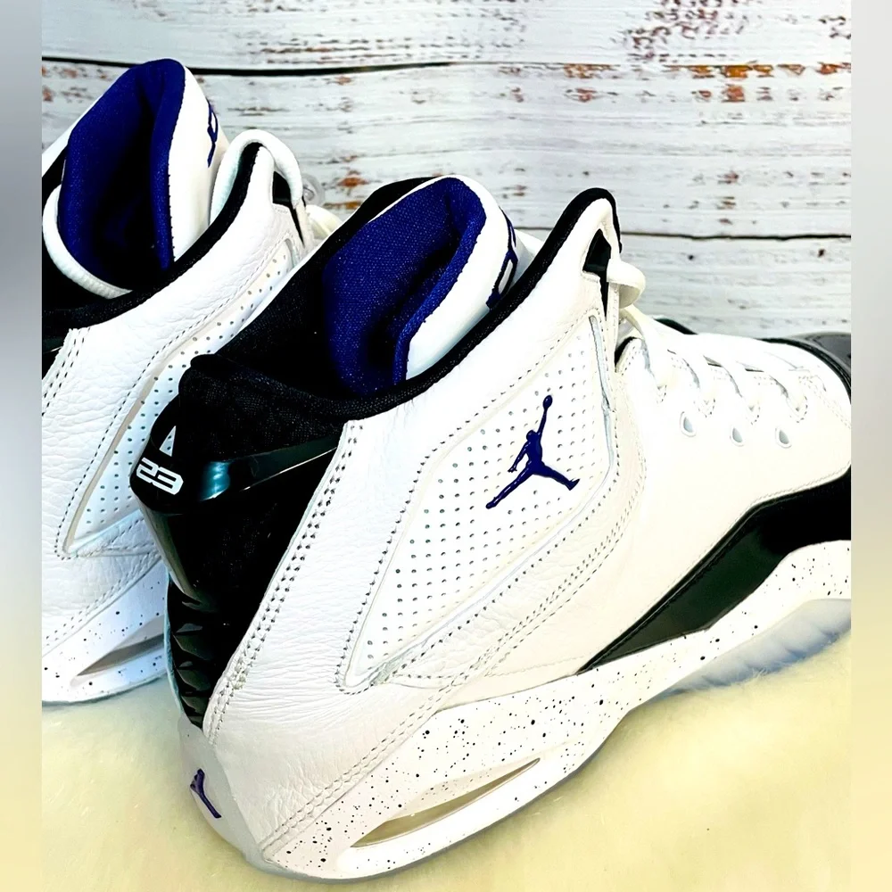 New Men’s Nike Jordan Royal White Black purple Basketball Sports shoes size 11